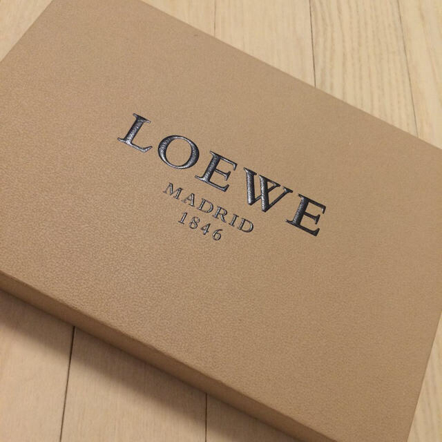 LOEWE(ロエベ)のLOEWEストール♥︎ レディースのファッション小物(ストール/パシュミナ)の商品写真