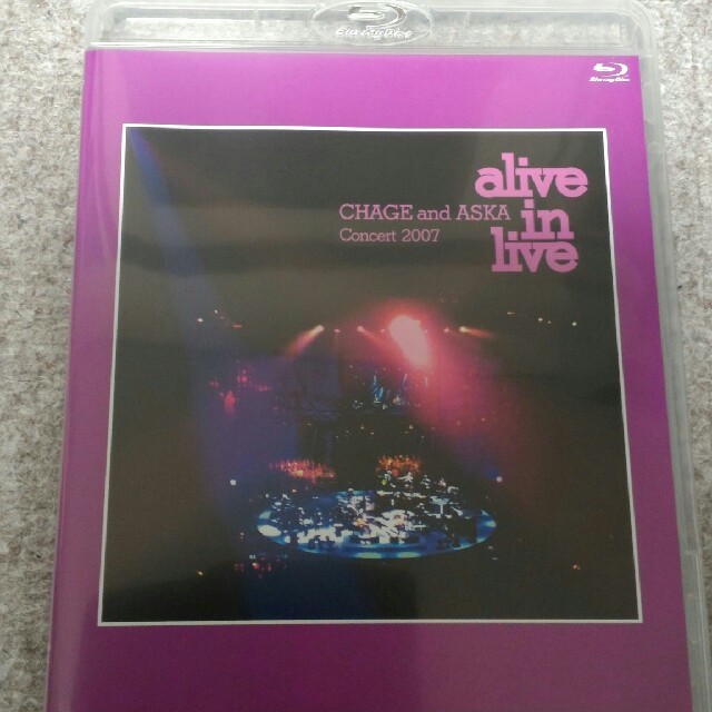 エンタメ/ホビーCHAGE&ASKA　alive in live Blu-ray