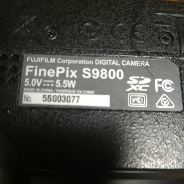 富士フイルム(フジフイルム)のカメラ 富士フイルムfinepix s9800 スマホ/家電/カメラのカメラ(コンパクトデジタルカメラ)の商品写真
