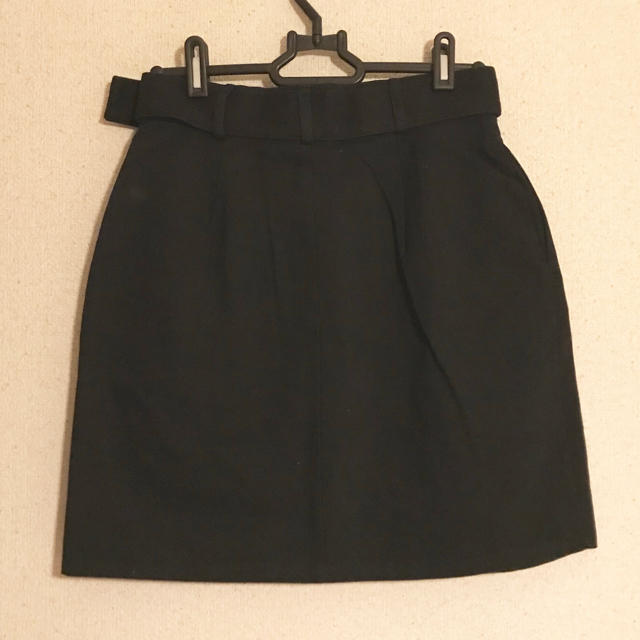 EMODA(エモダ)の【新品】EMODA ベルトスカート レディースのスカート(ミニスカート)の商品写真