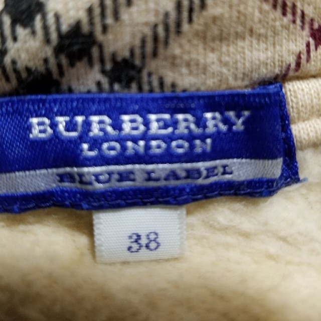 BURBERRY BLUE LABEL(バーバリーブルーレーベル)のBURBERRYトレーナー レディースのトップス(トレーナー/スウェット)の商品写真