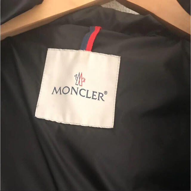 MONCLER(モンクレール)の♡ありん様専用♡　MONCLER  【完売】 モンクレール エルミンヌ レディースのジャケット/アウター(ダウンコート)の商品写真