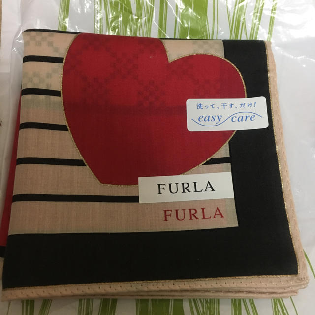 Furla(フルラ)のフルラ  ハンカチ FURLA ハンカチ フルラ  ハート レディースのファッション小物(ハンカチ)の商品写真