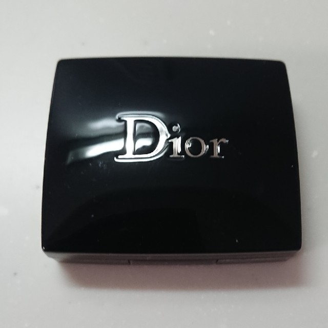 Dior(ディオール)のＤiorミニアイシャドウ コスメ/美容のベースメイク/化粧品(アイシャドウ)の商品写真