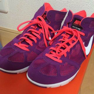 ナイキ(NIKE)のNIKE トレーニングスニーカー(スニーカー)