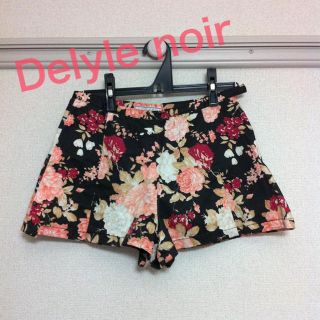 デイライルノアール(Delyle NOIR)のDelyle 花柄ショーパン(ショートパンツ)