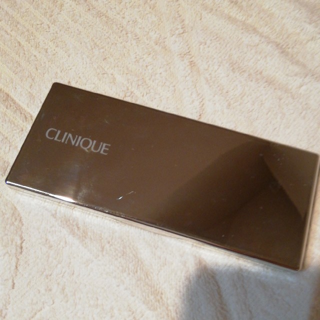 CLINIQUE(クリニーク)のclinique neutral territory 2 コスメ/美容のベースメイク/化粧品(アイシャドウ)の商品写真