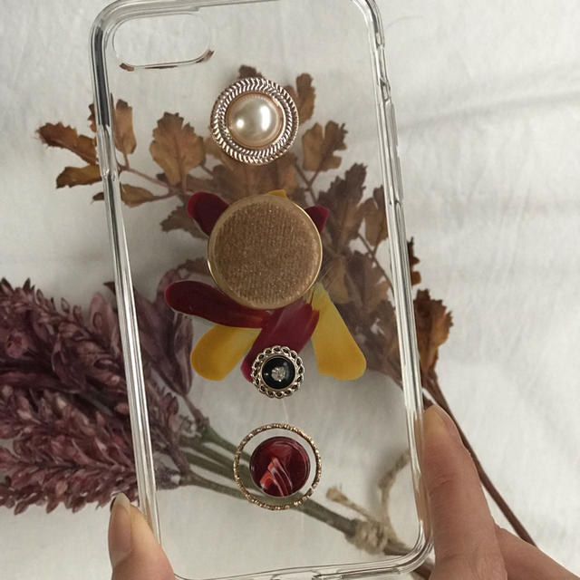フェンディ iphone8plus ケース | niko and... - red retoro paint iPhone case handmadeの通販 by Natary'.. shop｜ニコアンドならラクマ