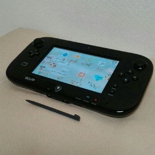 ウィーユー(Wii U)の任天堂wiiu　ゲームパッド黒　正常動作確認済み　タッチペン付(家庭用ゲーム機本体)
