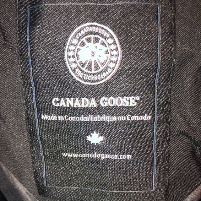 CANADA GOOSE(カナダグース)の【送料込み】カナダグース メイトランド ブラックレーベル  メンズのジャケット/アウター(ダウンジャケット)の商品写真