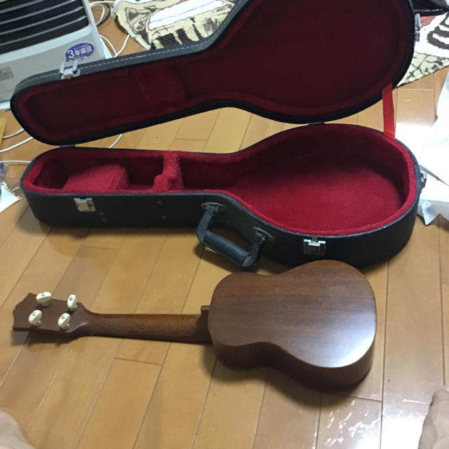 T.s ukulele  最上品 SDー100  ソプラノウクレレ 1