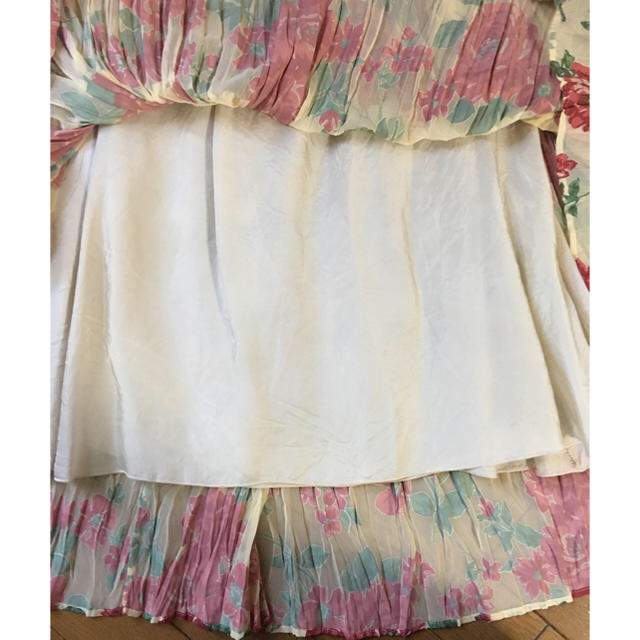JaneMarple(ジェーンマープル)の【値下げ】JaneMarple DansLeSalon プリーツスカート レディースのスカート(ひざ丈スカート)の商品写真