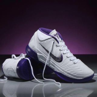 ナイキ(NIKE)の定価18360円 新品NIKE KOBE AD EP 27.5㎝(スニーカー)