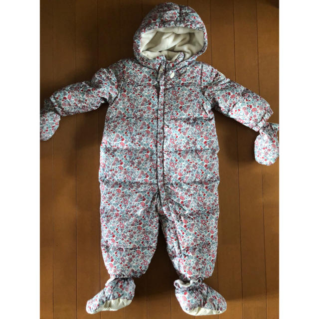 babyGAP(ベビーギャップ)のgapスノースーツ♡新品未使用 キッズ/ベビー/マタニティのキッズ服女の子用(90cm~)(その他)の商品写真