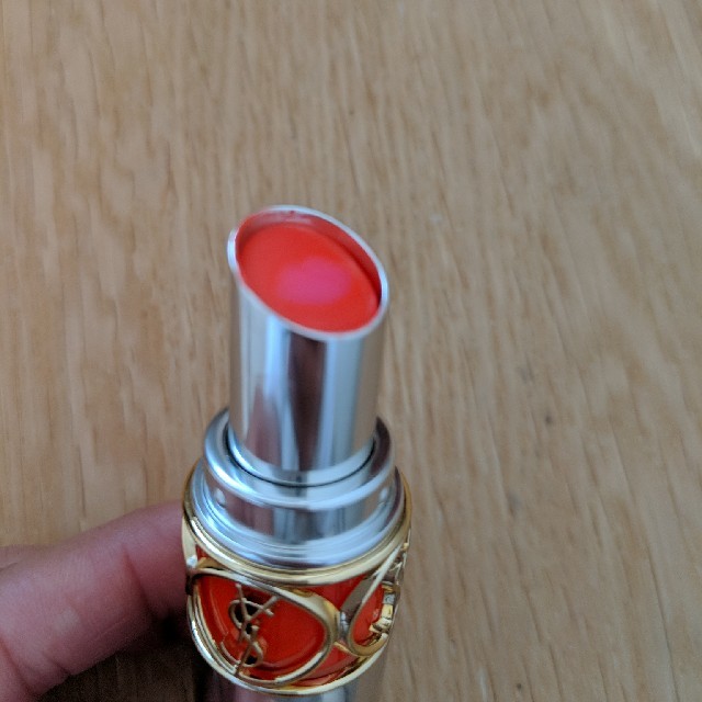 Saint Laurent(サンローラン)のイヴサンローラン　口紅　リップ　ティントインバーム　8 コスメ/美容のベースメイク/化粧品(口紅)の商品写真