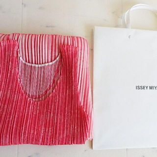 プリーツプリーズイッセイミヤケ(PLEATS PLEASE ISSEY MIYAKE)のPLEATS PLEASE ISSEY MIYAKEフレア ワンピース 3 M(ひざ丈ワンピース)