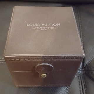 ルイヴィトン(LOUIS VUITTON)のヴィトン　時計ケース(腕時計)