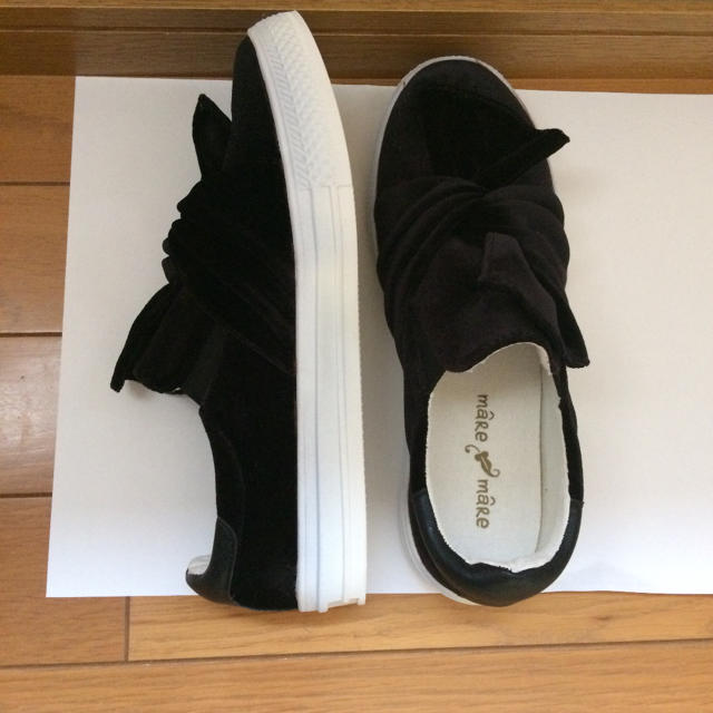 黒 Mサイズ ベロアスニーカー レディースの靴/シューズ(スニーカー)の商品写真