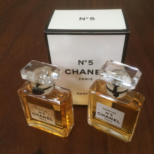 CHANEL - シャネル 香水 No5 2個セットCHANEL 未使用 7mlの通販 by m｜シャネルならラクマ