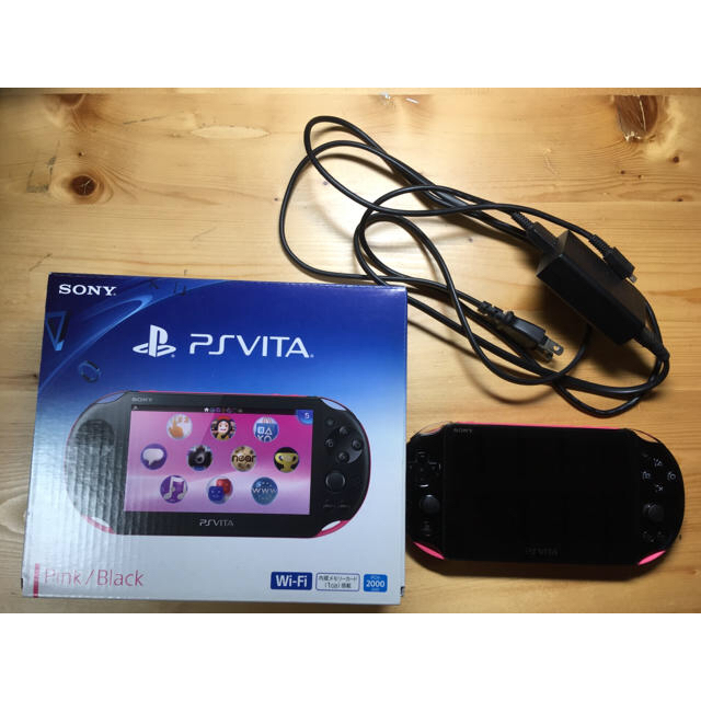 psvita PCH-2000ゲームソフト/ゲーム機本体