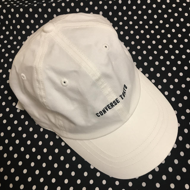 CONVERSE(コンバース)の明日まで2500円引き‼️コンバーストウキョウ ロゴ  キャップ ホワイト レディースの帽子(キャップ)の商品写真