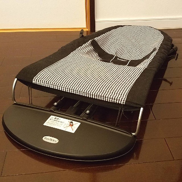 BABYBJORN(ベビービョルン)のベビービョルン　ベビーシッターバランス(送料込) キッズ/ベビー/マタニティの寝具/家具(その他)の商品写真