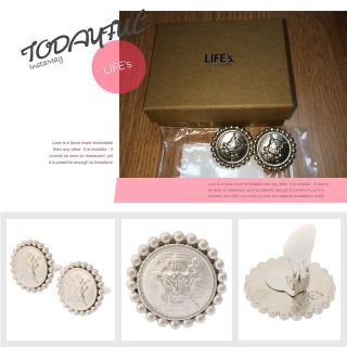 トゥデイフル(TODAYFUL)のEmblem Earring(イヤリング)