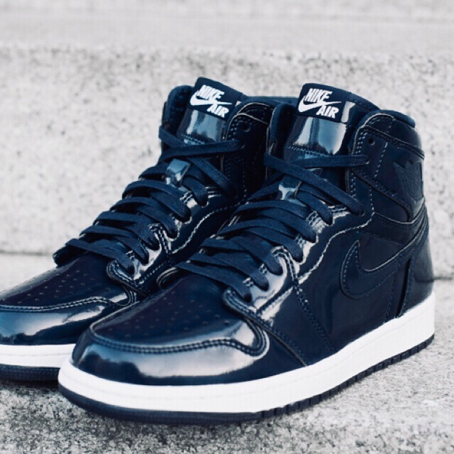 NIKE(ナイキ)の送込28.5!! DSM AIR JORDAN1 ドーバー限定 メンズの靴/シューズ(スニーカー)の商品写真