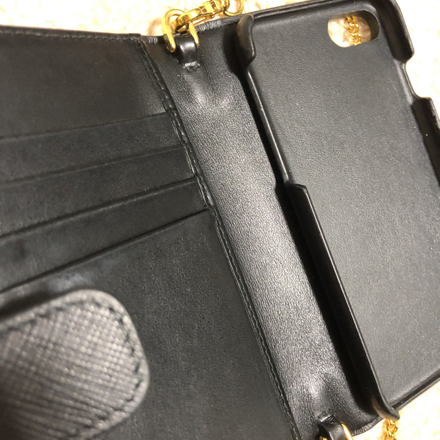 PRADA(プラダ)のPRADA プラダ iPhoneケース 携帯ケース 黒  スマホ/家電/カメラのスマホアクセサリー(iPhoneケース)の商品写真