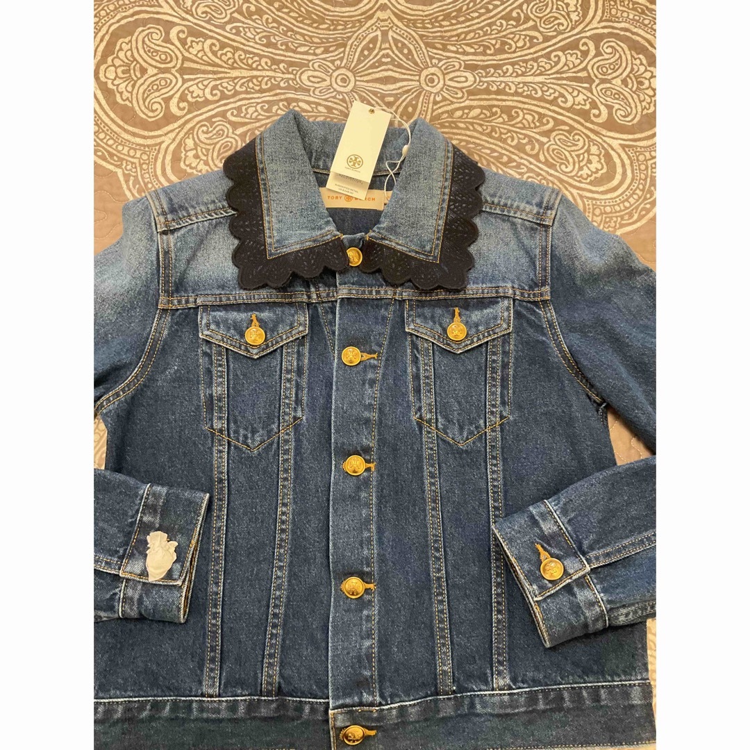 Tory Burch(トリーバーチ)の入手困難超貴重トリーバーチジージャン★DENIM JACKET レディースのジャケット/アウター(Gジャン/デニムジャケット)の商品写真