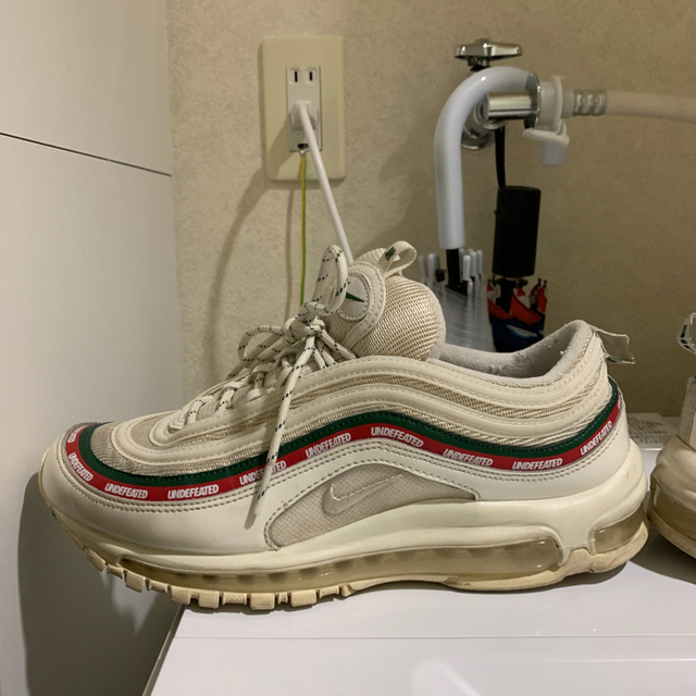 UNDEFEATED(アンディフィーテッド)のAirmax97 undefeated white メンズの靴/シューズ(スニーカー)の商品写真