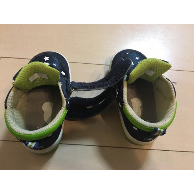 すっく スニーカー 14.5センチ キッズ/ベビー/マタニティのベビー靴/シューズ(~14cm)(スニーカー)の商品写真