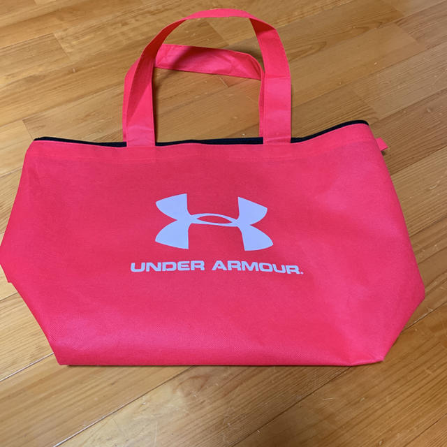 UNDER ARMOUR(アンダーアーマー)のアンダーアーマーの福袋の袋のみ スポーツ/アウトドアのトレーニング/エクササイズ(トレーニング用品)の商品写真