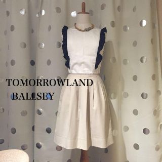 トゥモローランド(TOMORROWLAND)のBALLSEYタックスカート(ミニスカート)