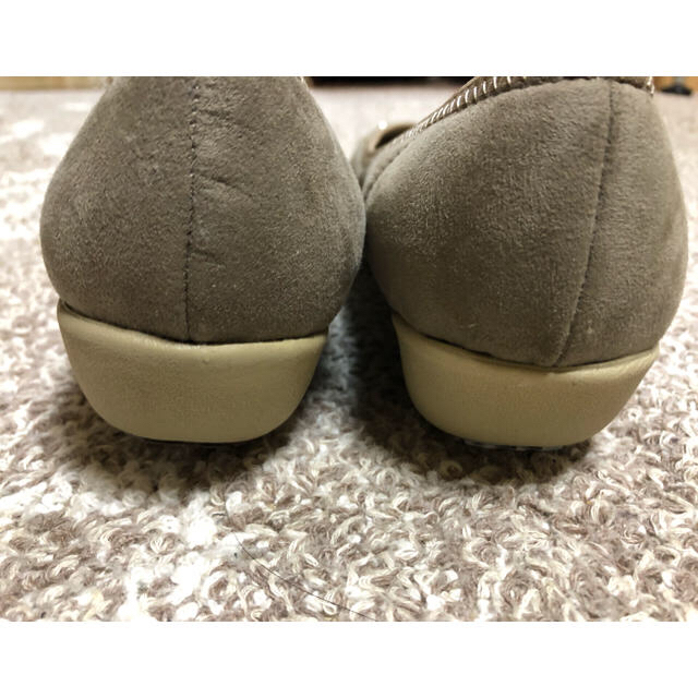 しまむら(シマムラ)のローヒール パンプス 未使用 （オーク） レディースの靴/シューズ(ハイヒール/パンプス)の商品写真