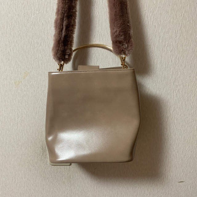 Lily Brown(リリーブラウン)のリリーブラウン   ファーショルダー レディースのバッグ(ショルダーバッグ)の商品写真