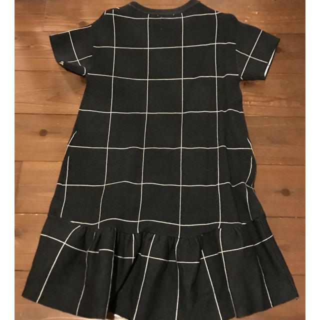 ZARA KIDS(ザラキッズ)のZARA KIDS グレーチェックワンピース 152㎝ キッズ/ベビー/マタニティのキッズ服女の子用(90cm~)(ワンピース)の商品写真