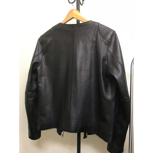 SHIPS(シップス)のシップス 期間限定値下 羊革 ノーカラーレザージャケット 38 極美品 ブラック レディースのジャケット/アウター(ライダースジャケット)の商品写真