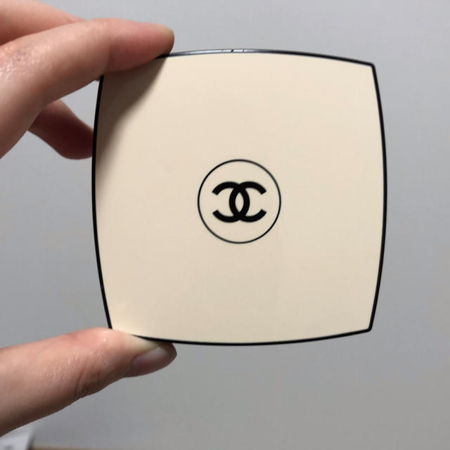 CHANEL(シャネル)のCHANEL レベージュプードゥルベルミン 10 コスメ/美容のベースメイク/化粧品(フェイスパウダー)の商品写真