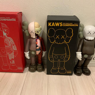 メディコムトイ(MEDICOM TOY)のkaws フィギュア 人形 2体セット(SF/ファンタジー/ホラー)