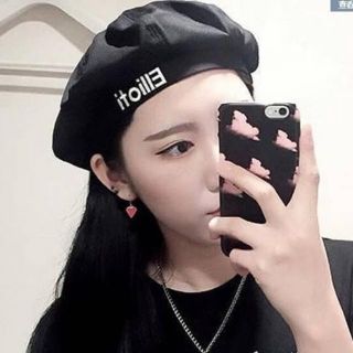 大人気 防弾少年団 ベレー帽 黒 ベージュ 男女兼用(ハンチング/ベレー帽)