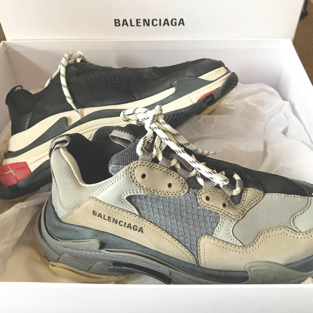 Balenciaga(バレンシアガ)の専用（本日限定！　）BALENCIAGA triple s 43 トリプルエス メンズの靴/シューズ(スニーカー)の商品写真