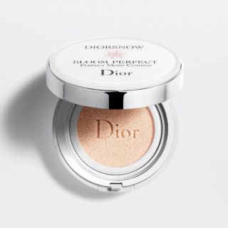 クリスチャンディオール(Christian Dior)のDIOR スノーブルーム パーフェクト クッション 20(ファンデーション)