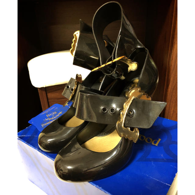 Vivienne Westwood(ヴィヴィアンウエストウッド)のVivienne Westwood×melissa ミラーバックルパンプス レディースの靴/シューズ(その他)の商品写真