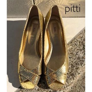 ピッティ(Pitti)のpitti ピッティ オープントゥパンプ ゴールド 23センチ(ハイヒール/パンプス)