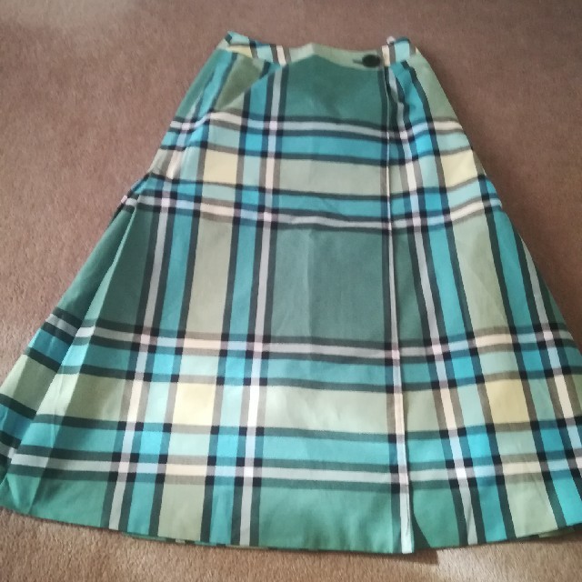 Yorkland(ヨークランド)の新品　ヨークランド　york  land  巻きスカート レディースのスカート(ひざ丈スカート)の商品写真