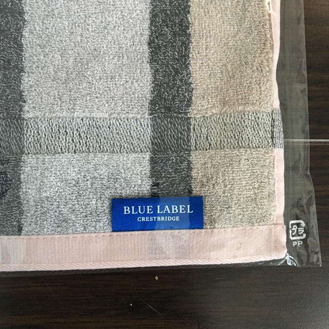 BURBERRY BLUE LABEL(バーバリーブルーレーベル)のBLUE LABEL タオルハンカチ メンズのファッション小物(ハンカチ/ポケットチーフ)の商品写真