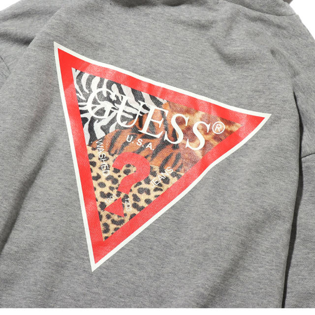 GUESS(ゲス)の新品未使用  M  GUESS x atmos コラボレーション ゲス パーカー メンズのトップス(パーカー)の商品写真