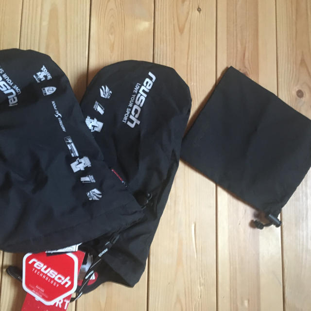 reusch(ロイシュ)のreusch  オーバーミトン スポーツ/アウトドアのアウトドア(登山用品)の商品写真