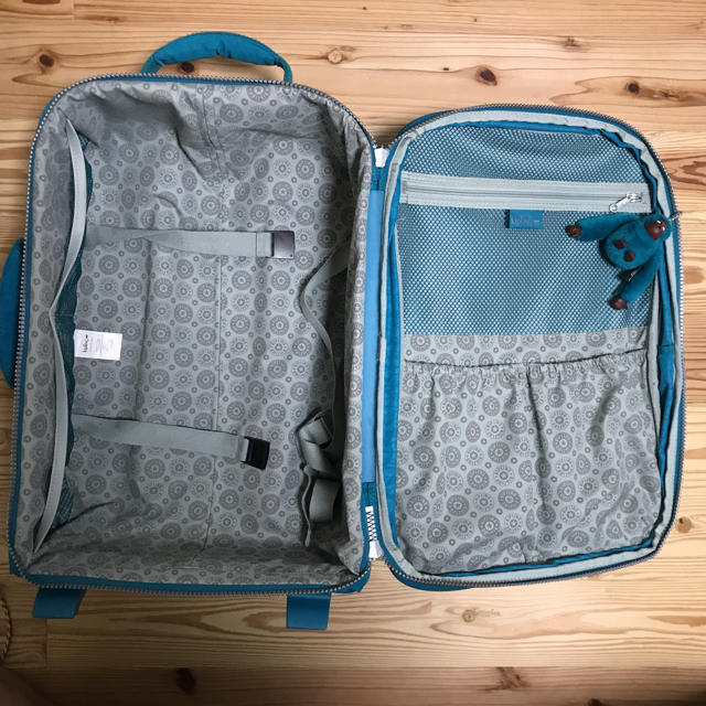 kipling(キプリング)のKipling キャリーバッグ、旅行バッグ レディースのバッグ(スーツケース/キャリーバッグ)の商品写真
